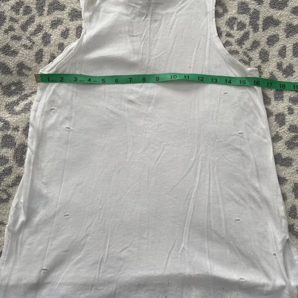 AMERICAN EAGLE WHITE DISTRESSED TANK SIZE XS - Picture 7 of 8
